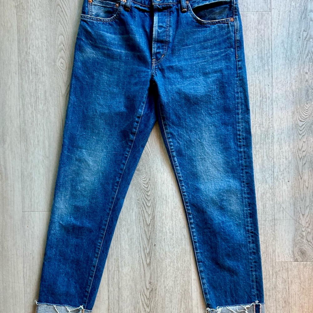 Moussy Vintage Women’s Cropped Blue Jeans. Size 28